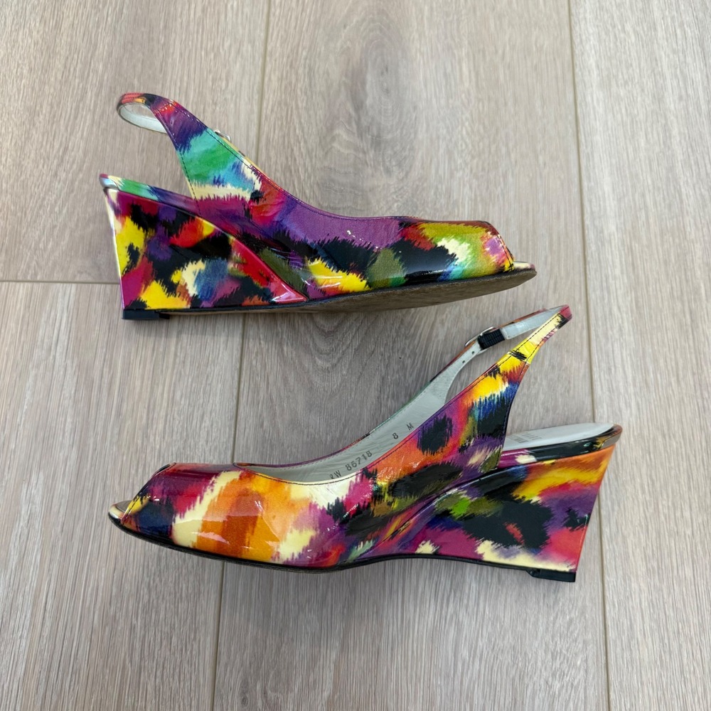 RARE Stuart Weitzman Multi-Color Ikat Patent Leather Peep Toe Wedge Sandals 8M - Picture 9 of 9